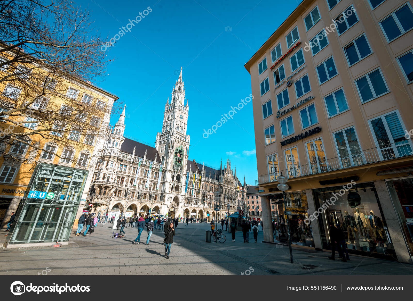 https://st.depositphotos.com/1845763/55115/i/1600/depositphotos_551156490-stock-photo-munich-germany-2022-vibrant-street.jpg